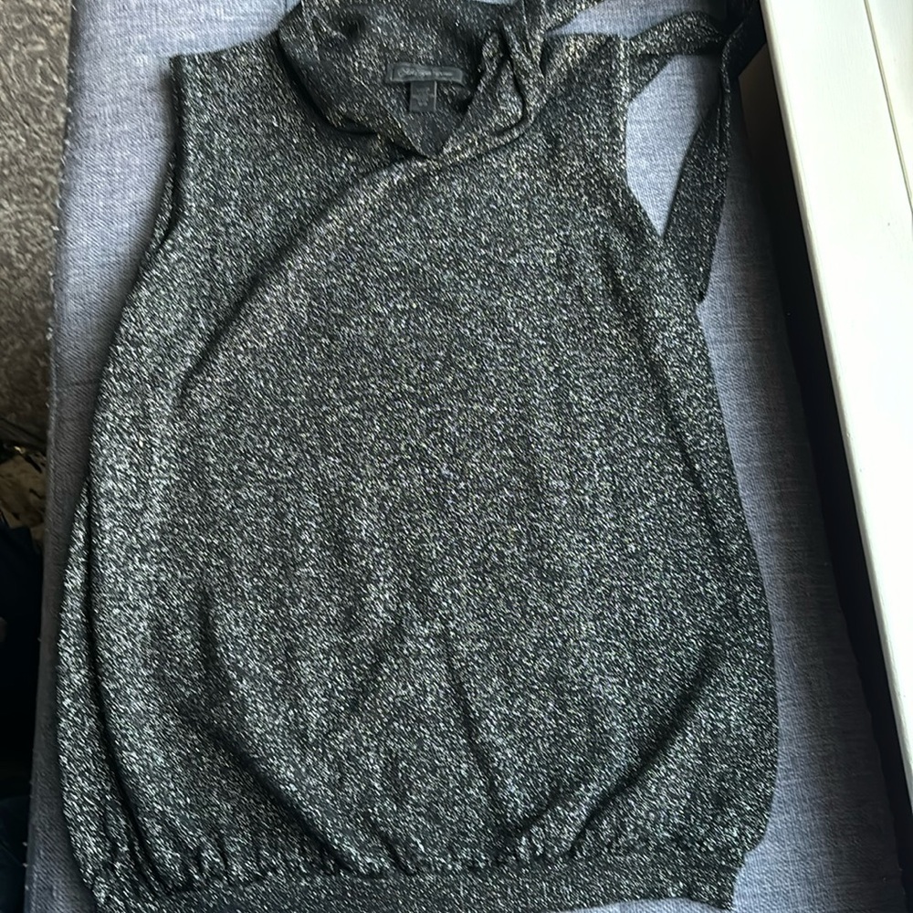Saks fifth avenue extra fine merino wool mock tie neck sleeveless top in M